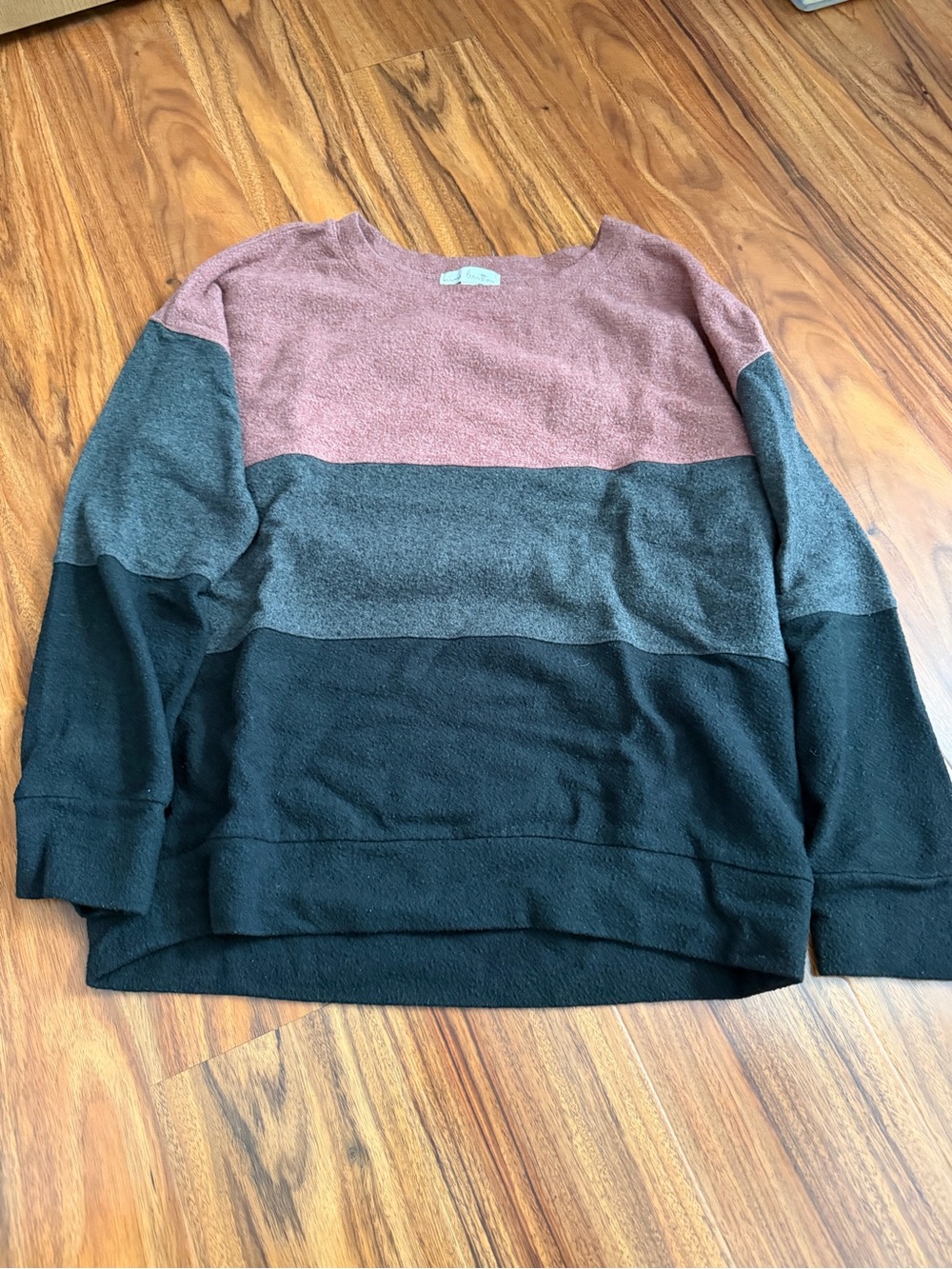Relaxed Colorblock Crewneck Sweater in Pink, Gray & Black